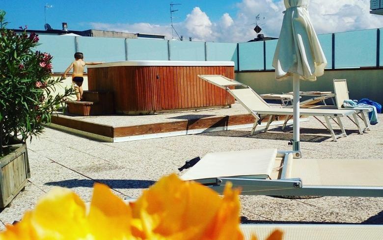 Esperia Hotel