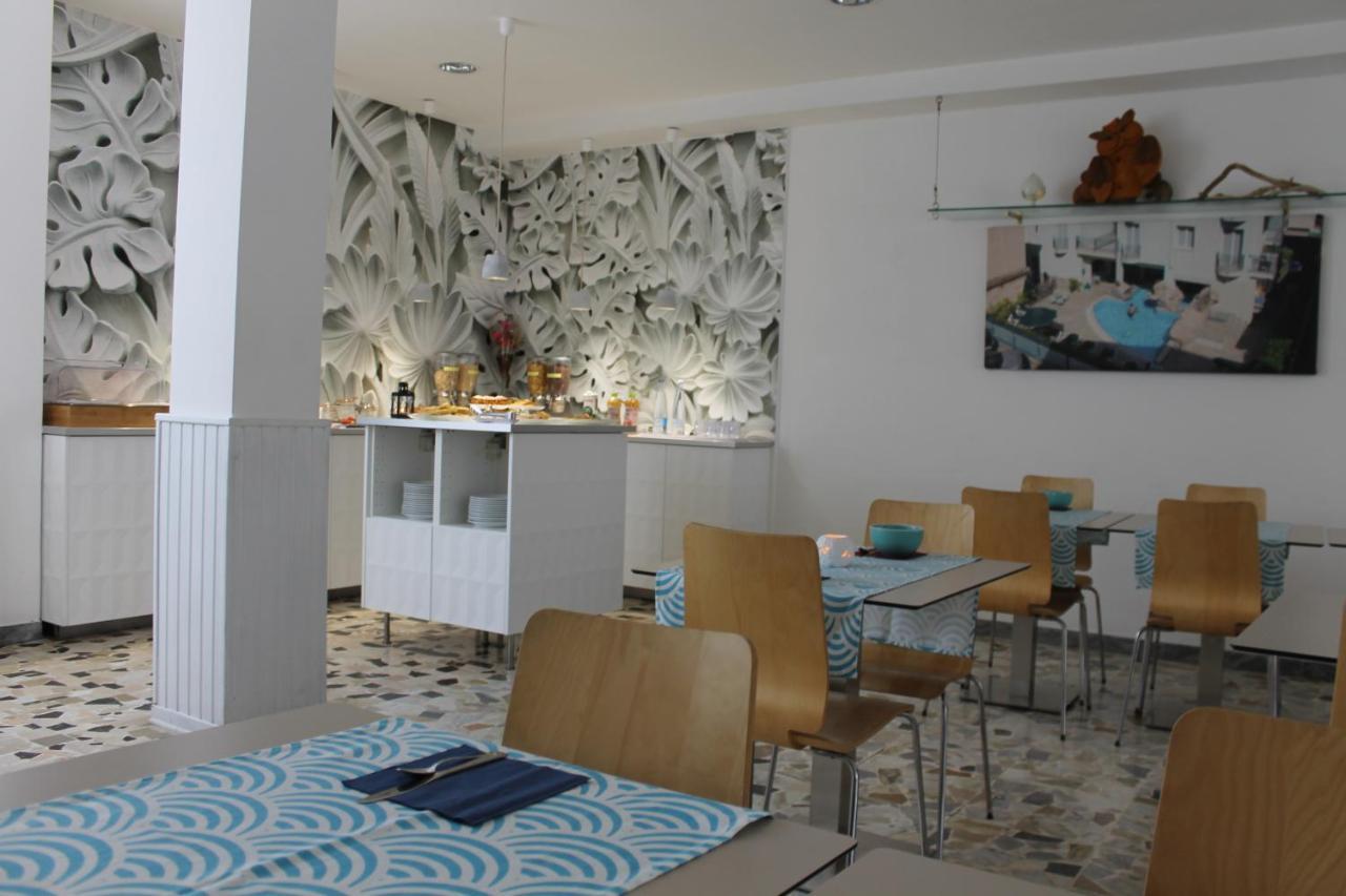 Esperia Hotel *